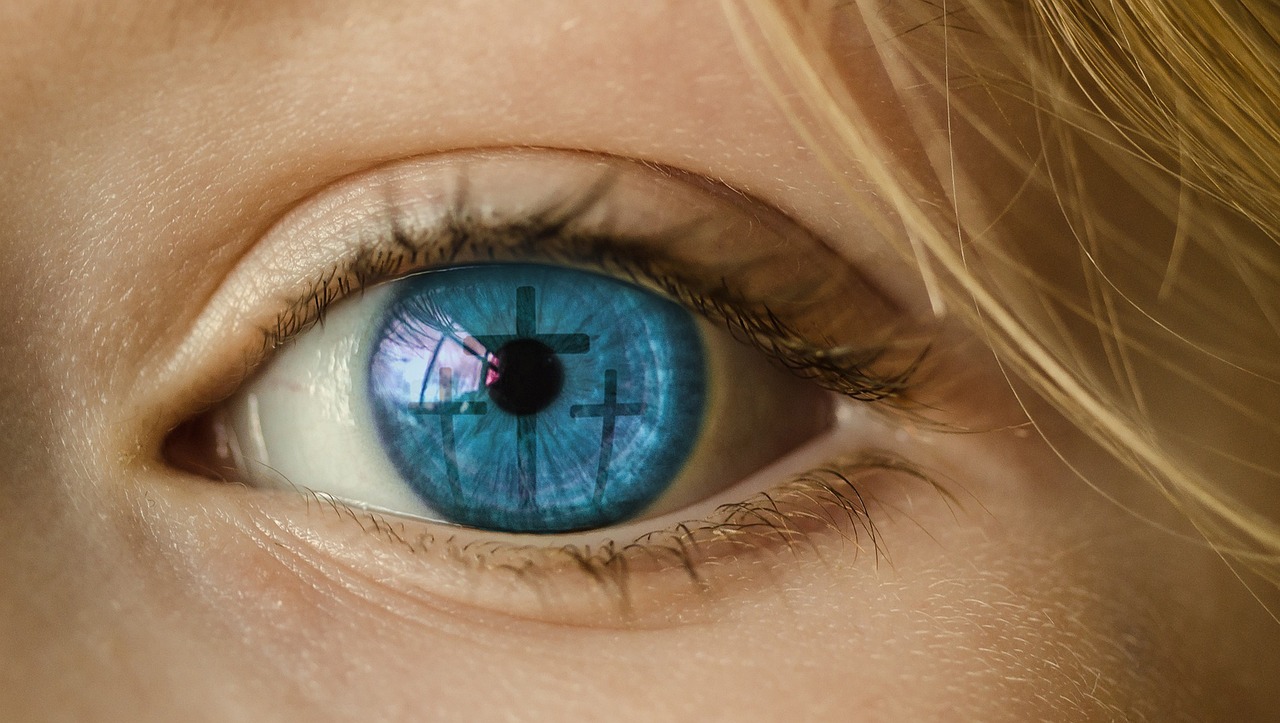 Seeing Through John's Vision A Study of Revelation 1:9-20